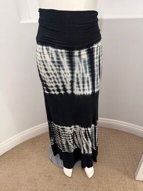 Popular Basics Black & White Tie-Dye Foldover Waist Maxi Skirt Size M